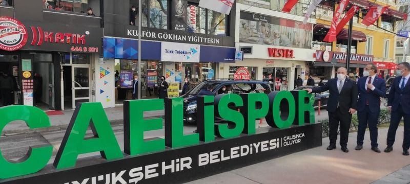 Bakan Varank yürüyüş yolunda gezdi