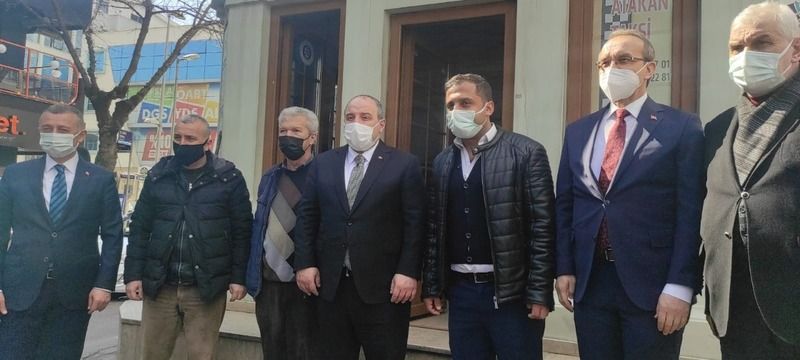 Bakan Varank yürüyüş yolunda gezdi