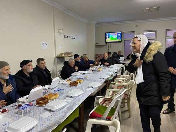Hürriyet, hafta sonu mesaisine Zincirlikuyu Camii’nde başladı