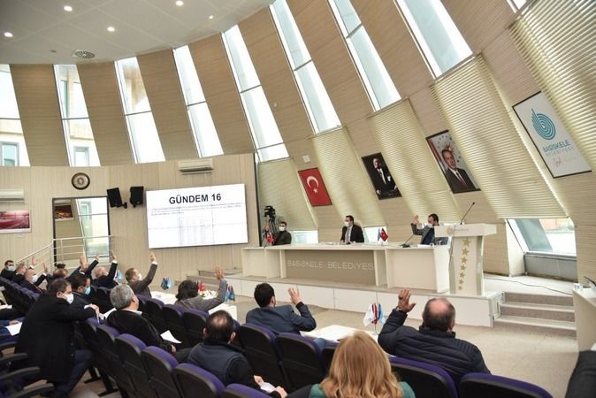 Özlü: Mali disiplinimiz neticesinde borcumuz kalmayacak