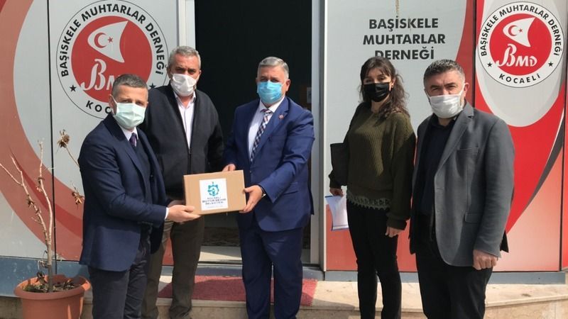 Büyükşehir Belediyesi'nden muhtarlara kırtasiye desteği