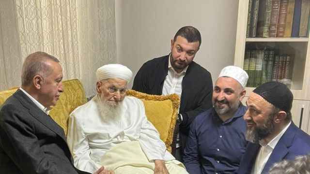 Tarikattan atılan Cübbeli, Cumhurbaşkanı Erdoğan'ın İsmailağa ziyareti sonrası isyan etti: Şu saat olmuş açıklamanız yok
