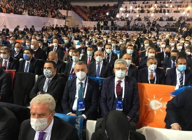 Kocaeli delegasyonu erkenden salondaydı: Yan yana oturdular