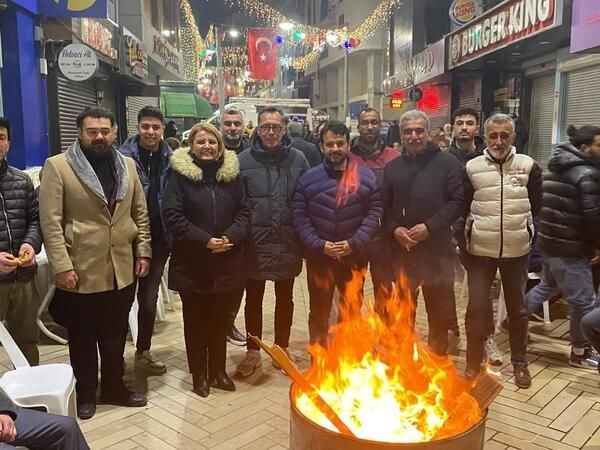 Başkan Hürriyet, geleneksel halk sahurunda vatandaşlarla buluştu