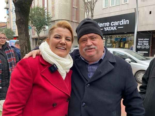 Kadıköy esnafı Başkan Hürriyet’i sevgiyle kucakladı