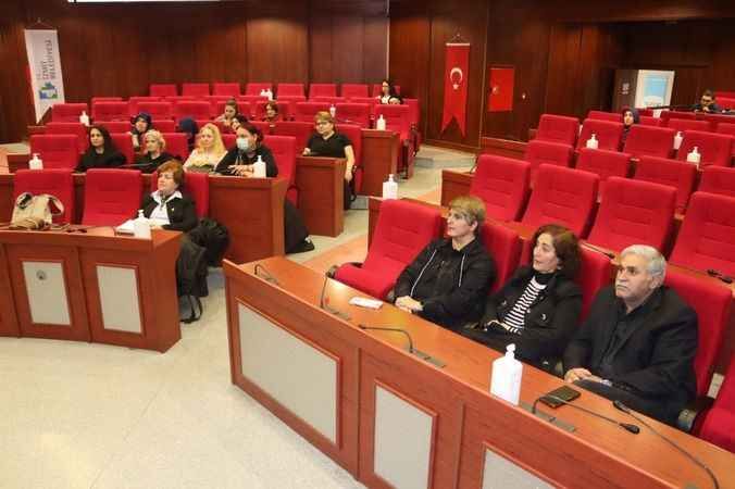 İzmit Belediyesi, Obezite Farkındalık Semineri'ne ev sahipliği yaptı