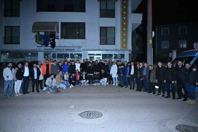 Kartepe'de gençler ilk oylarını Başkan Kocaman'a atacak