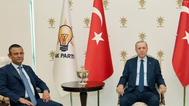 Erdoğan- Özgür Özel görüşmesi sona erdi! Neler konuşuldu?
