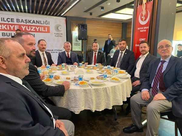 Muharrem Tutuş: İzmit avuç içi kadar yer, kentin havasını değiştirmemiz gerekiyor!