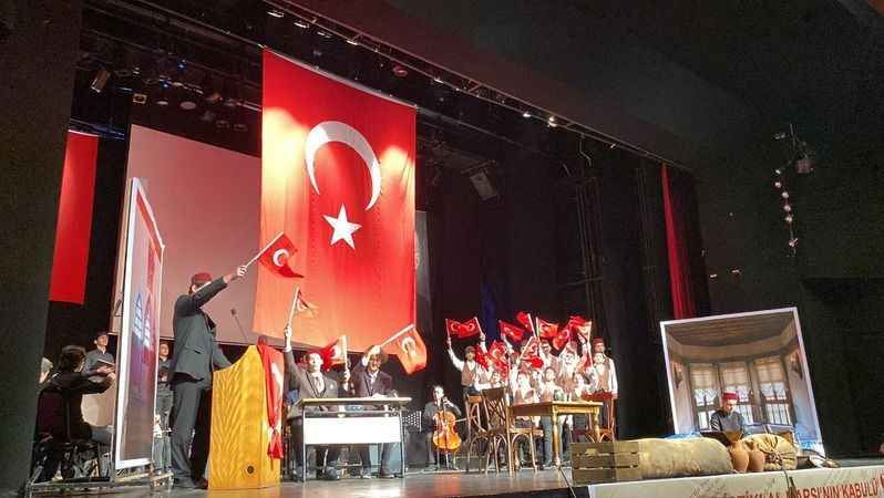 İstiklal Marşı'nın kabulü türkülerle anıldı!
