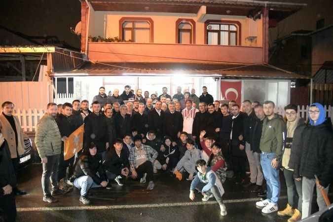 Yeniden Refah’ın önceki dönem başkanlarından Yasin Özlü’ye destek 