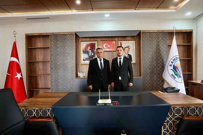 Kandıra'da belediye başkan yardımcıları belli oldu