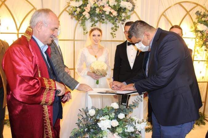 AK Partili başkan 'Uslu' durmamış: 2 oğlu ve 1 gelini belediyede