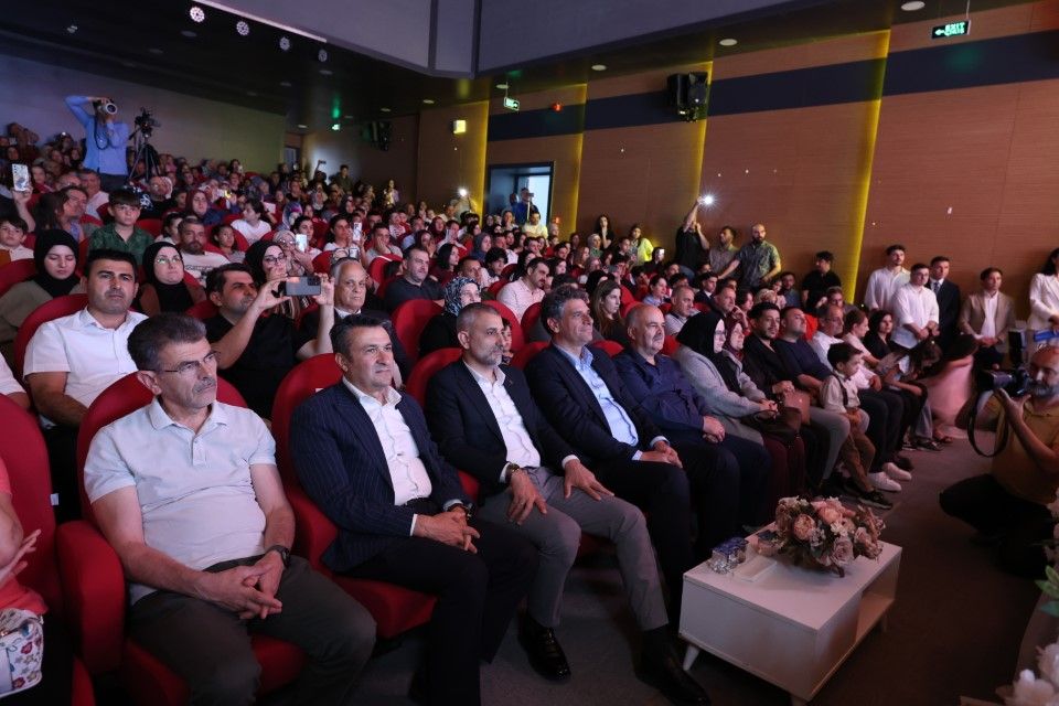 Genç Akademi’den muhteşem final gecesi 