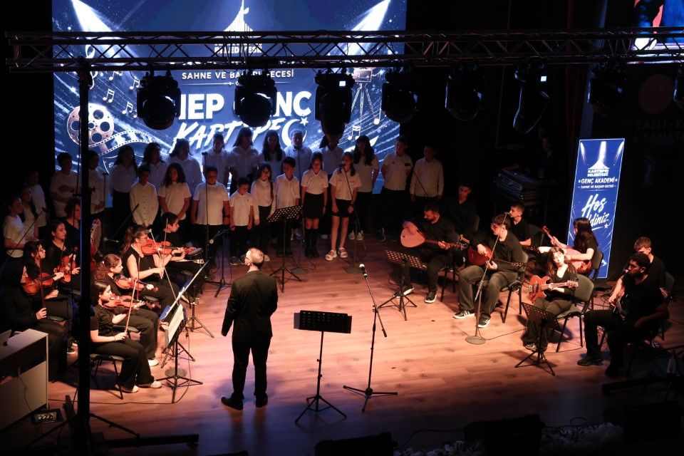Genç Akademi’den muhteşem final gecesi 