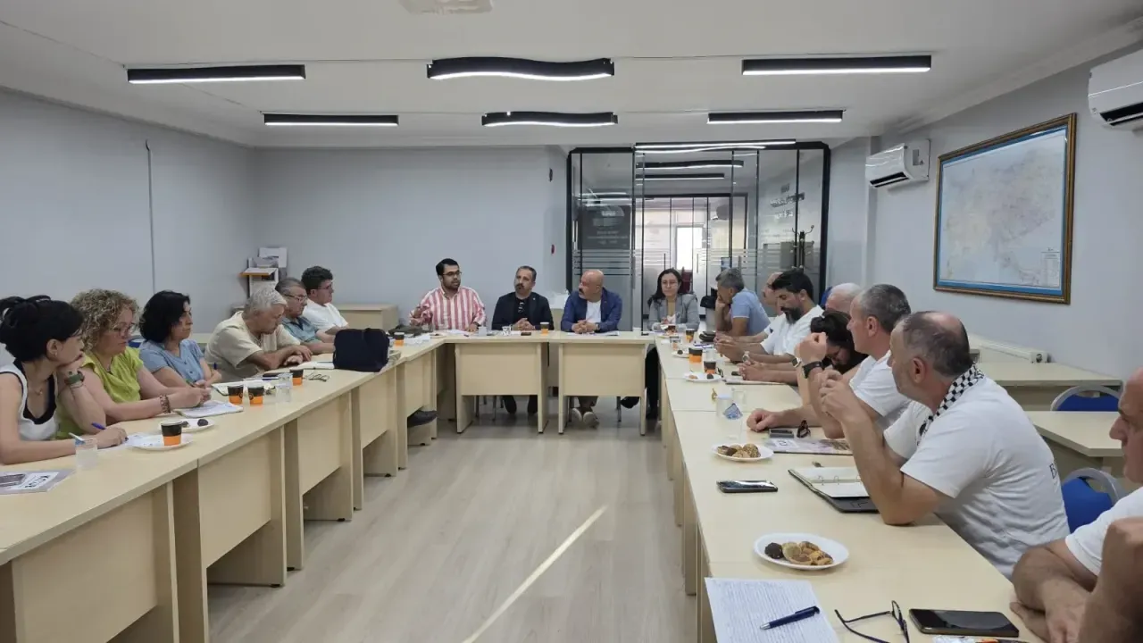 Çevreciler Kartepe'deki haddehane projesi için ortak masada buluştu