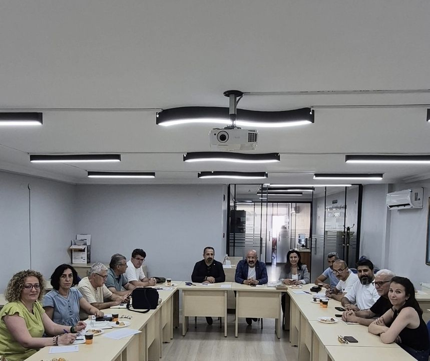 Çevreciler Kartepe'deki haddehane projesi için ortak masada buluştu