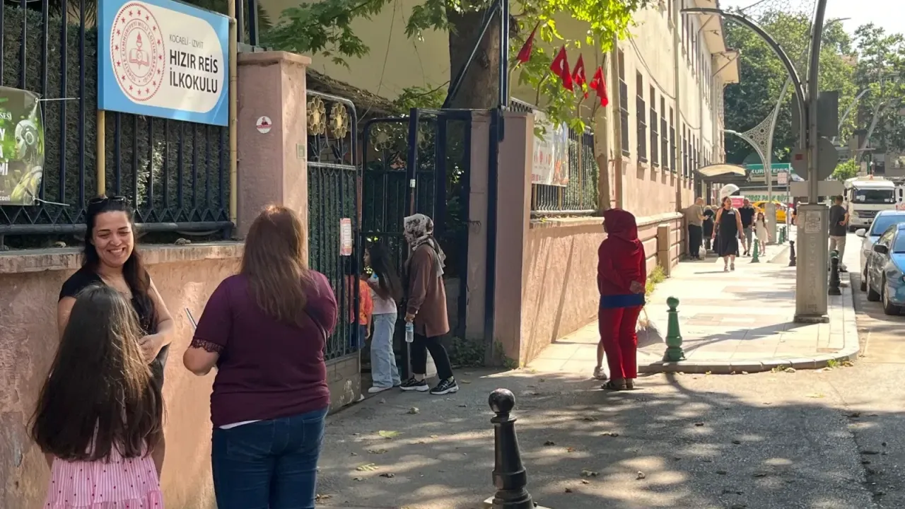 Son ders zili çaldı! Kocaeli’de okullar tatile girdi