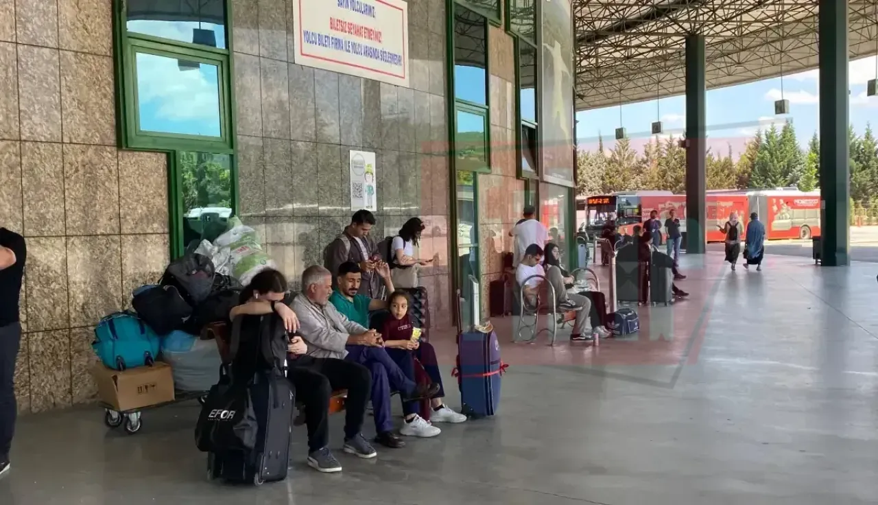 İzmit Otogarda öğrenciler dert yandı 