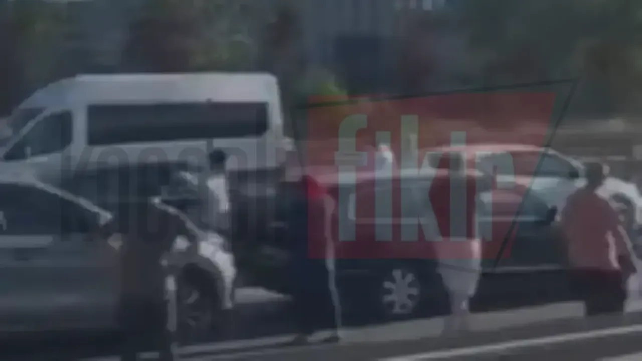 D-100'de trafiği durma noktasına getiren kaza!