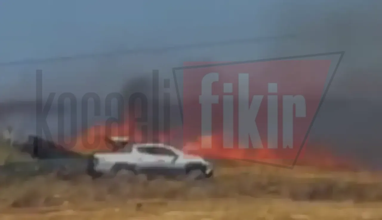 Himmetli Köyündeki arazi alevler içinde kaldı