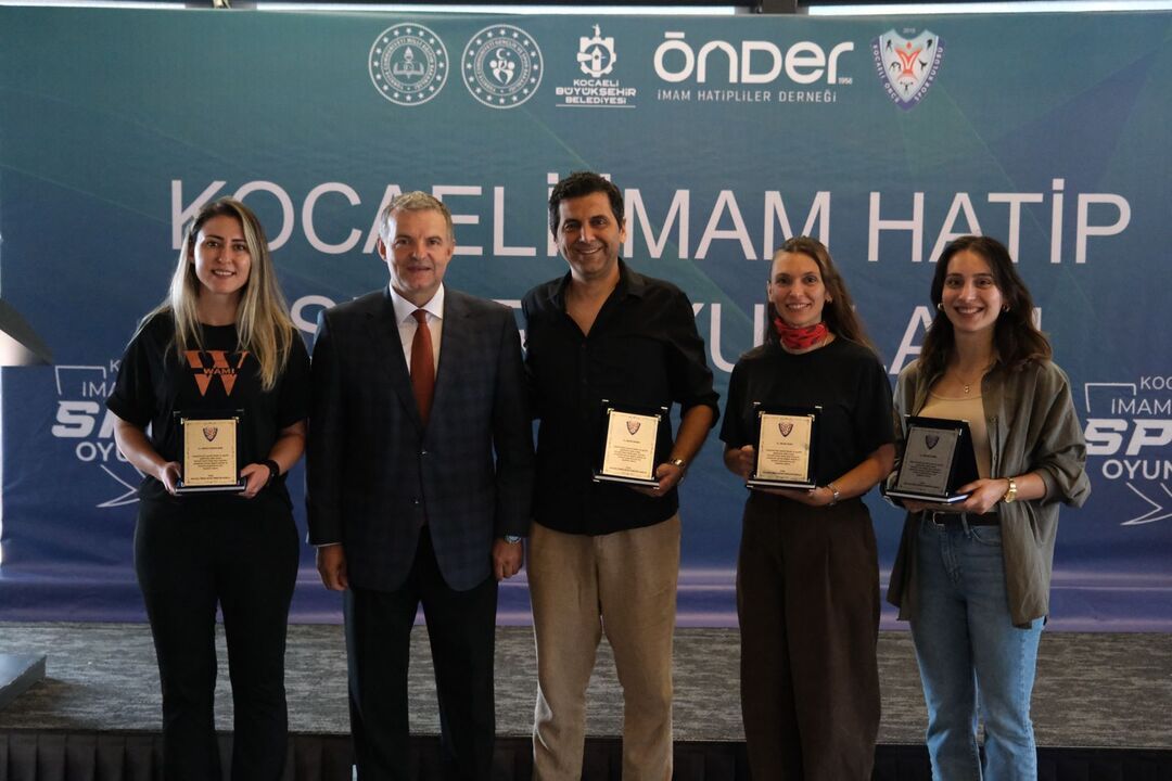 Kocaeli’de spor şöleni! 72 okul 10 branşta kıyasıya yarıştı