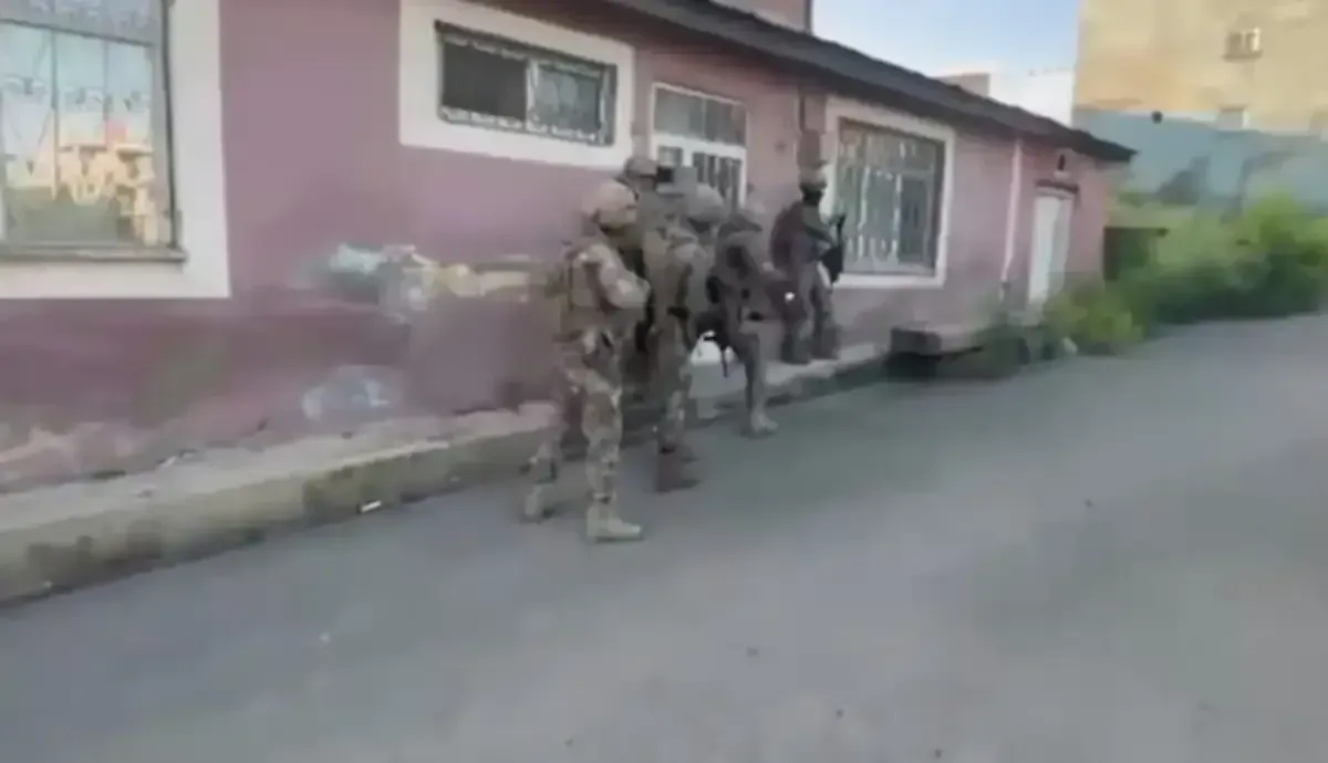 Kocaeli'nin de içinde bulunduğu 64 ilde uyuşturucuya dev darbe