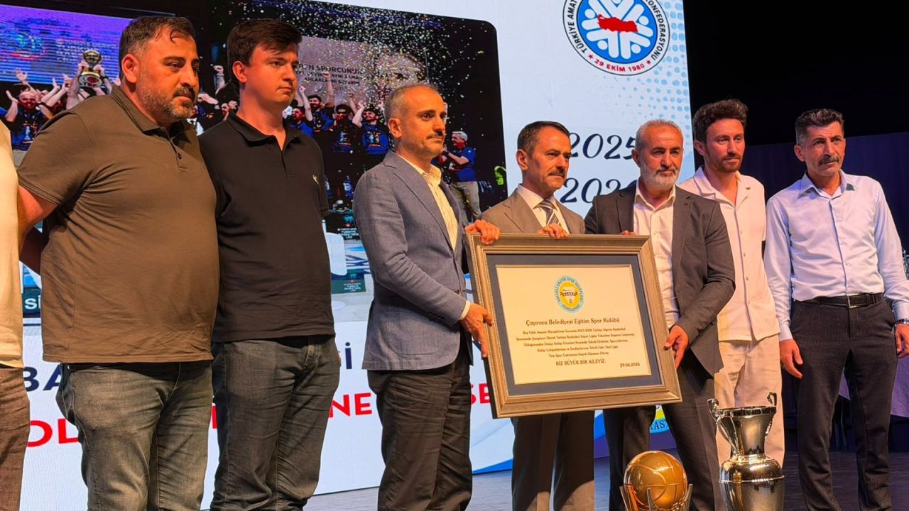 Kocaeli amatör sporunda şampiyonlar kupalarını aldı 