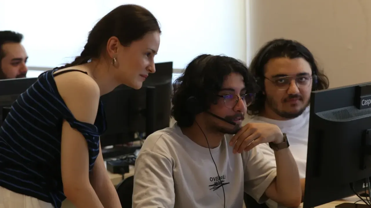 Öğrenciler sanal hastalar üzerinde uygulamalı eğitim alacak