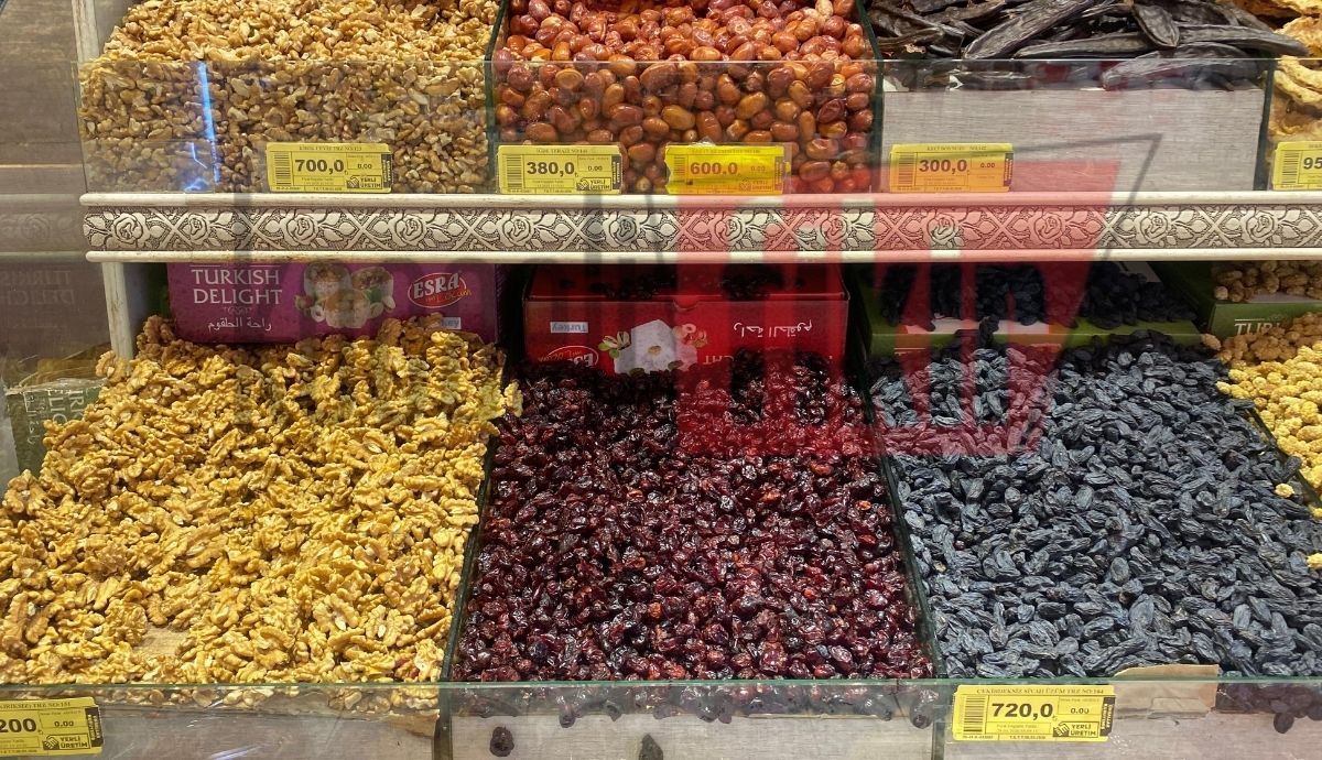 Aşure bereketi bu yıl cep yakıyor: 1 tencerenin maliyeti 2000 TL’ye dayandı