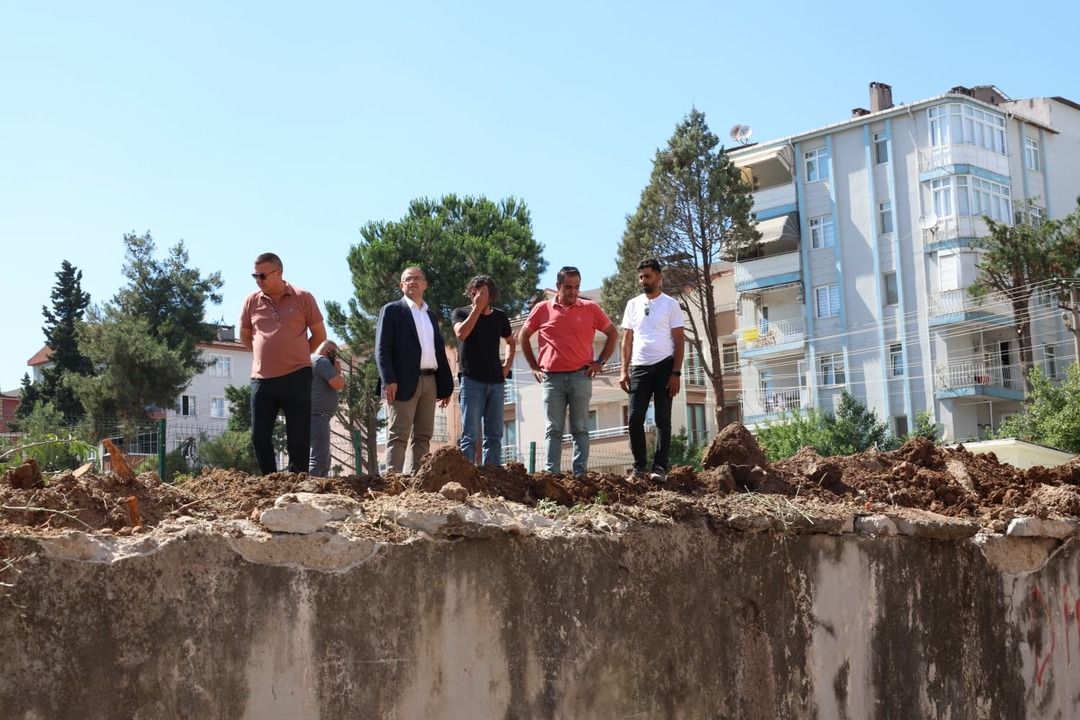 Derince'de saha çalışmaları yerinde incelendi