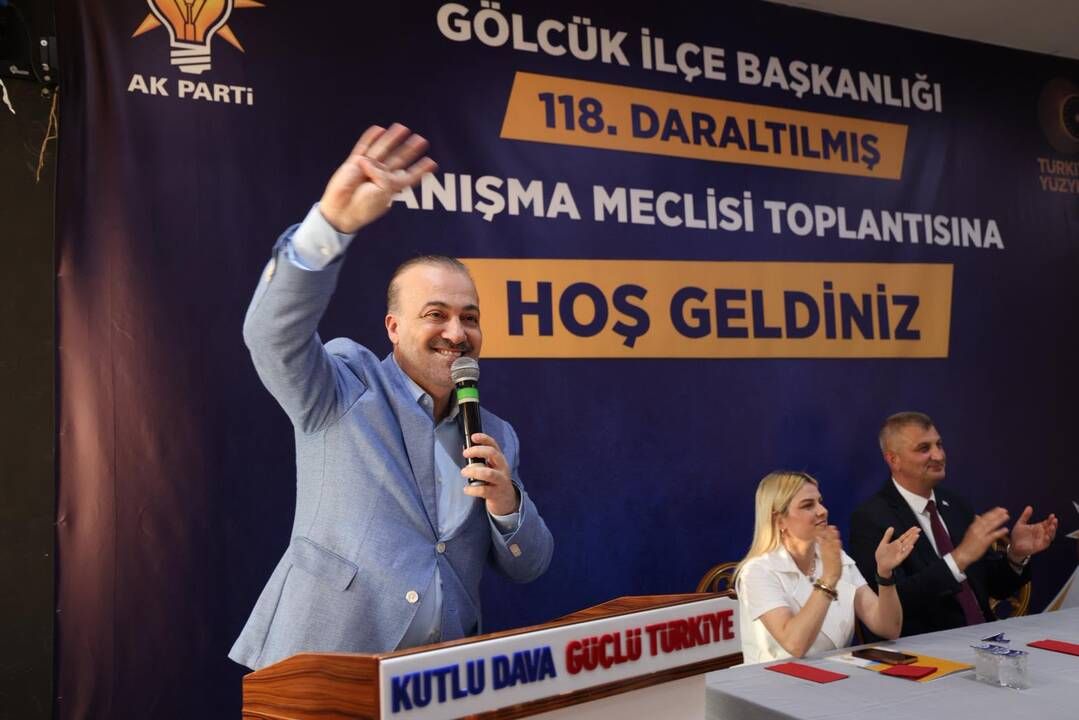 YRP’li eski ilçe başkanı Ahmet Eren AK Parti’ye geçti