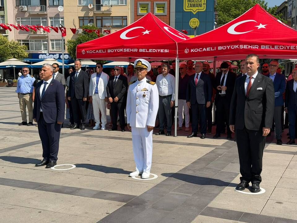 Kabotaj Bayramı’nın 100. Yılı çelenk töreniyle kutlandı