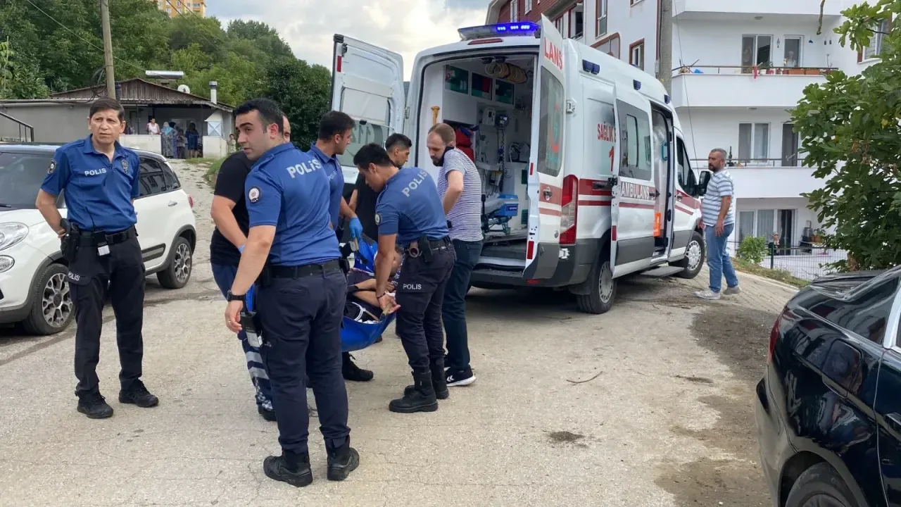 Eşini öldürüp oğlunu yaralayan sanık hakkında karar çıktı! 