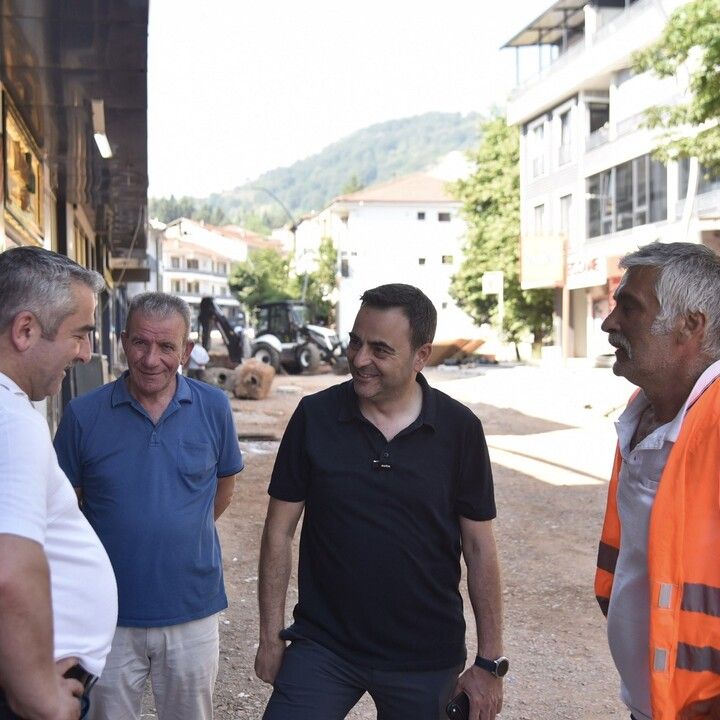 Başiskele Cumhuriyet Caddesi yeni yüzüne kavuşuyor
