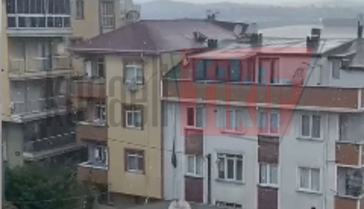 Yağmur Kocaeli'de Batı Yakası'nı esir aldı, araçlar yolda mahsur kaldı