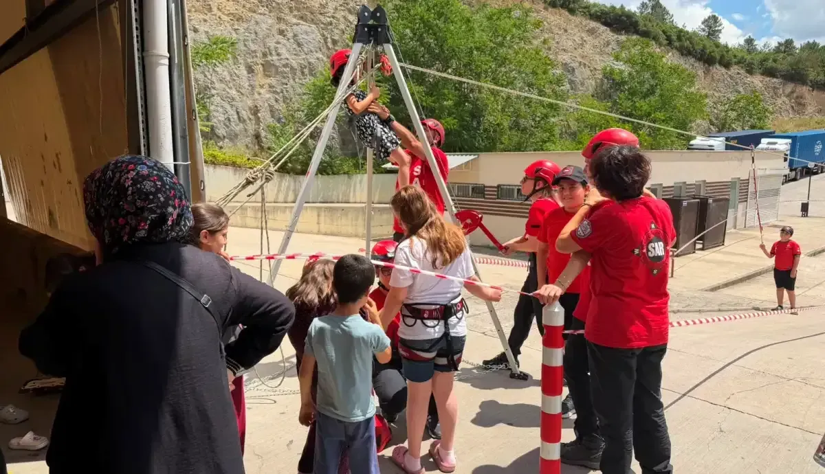 Doğan Mahallesi'nde çocuklar için şenlik zamanı