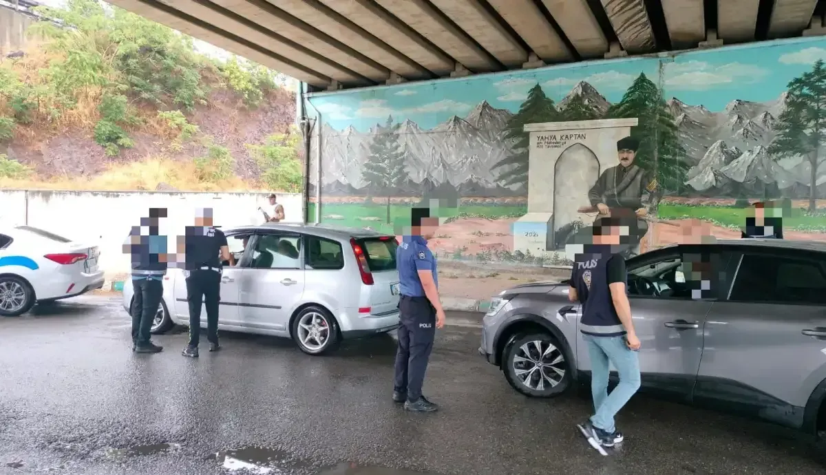 Kocaeli' de dev denetim:Binlerce kişi sorgulandı