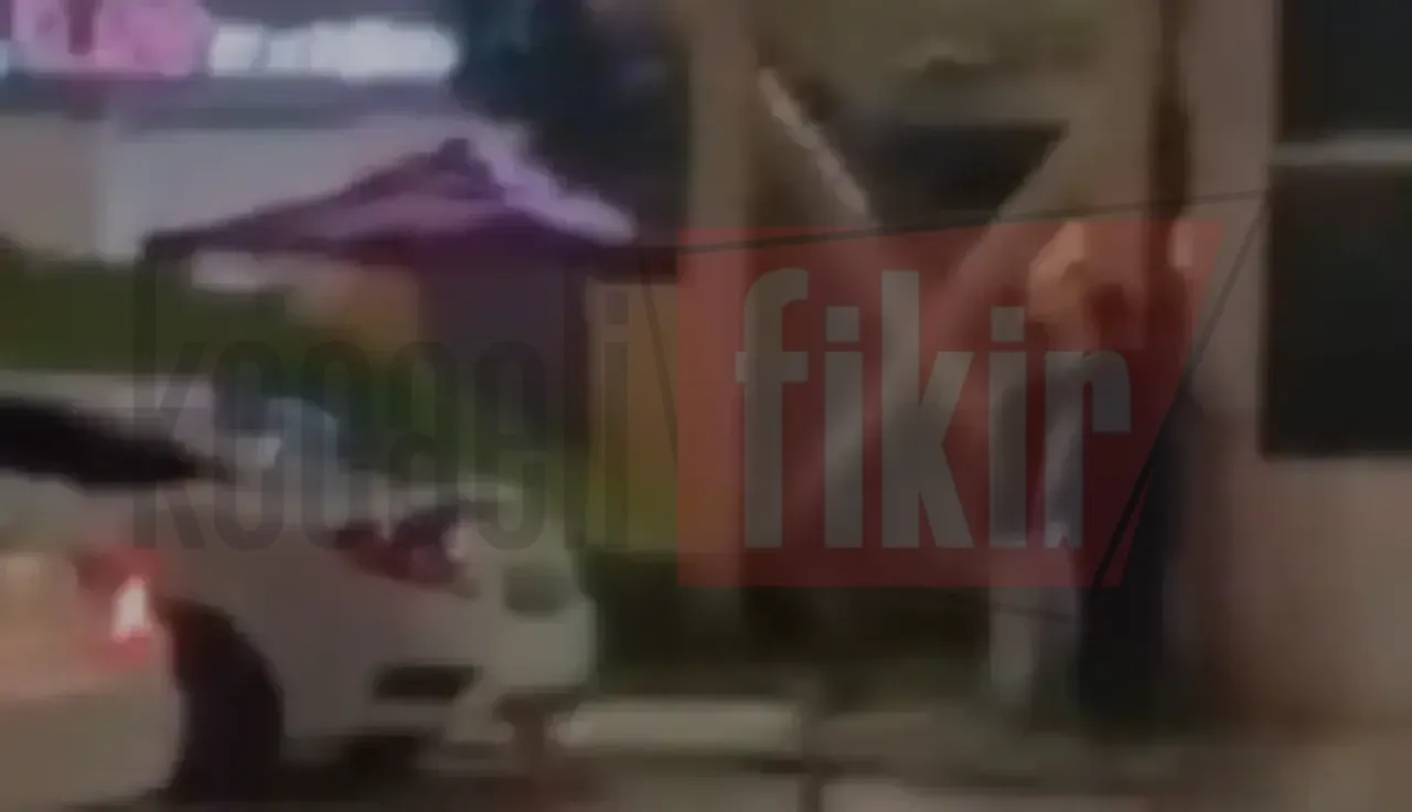 Seka’da ortalık karıştı: Gençler tekme tokat kavga etti