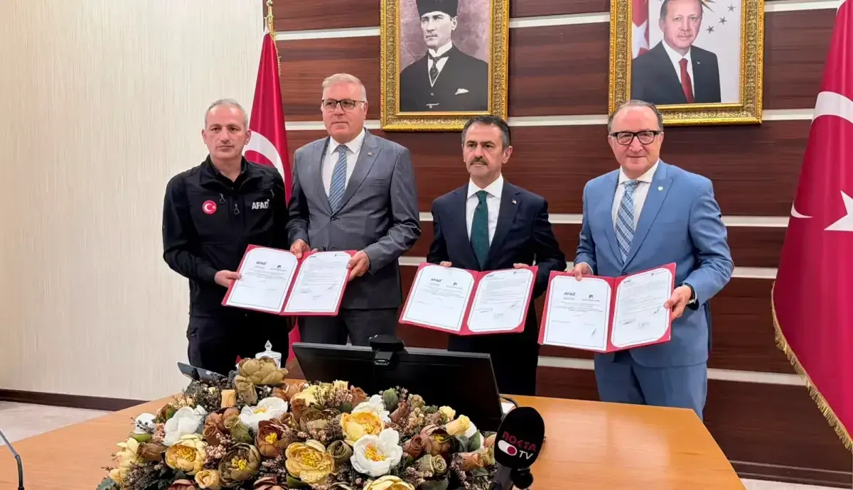 Kocaeli'nde kritik sistem devreye giriyor: Felaketlerde iletişim kopmayacak