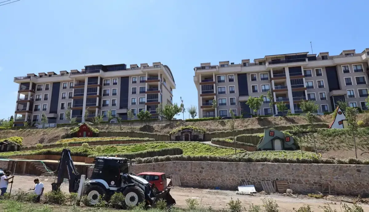 Yeşilyurt Millet Bahçesi açılış için gün sayıyor
