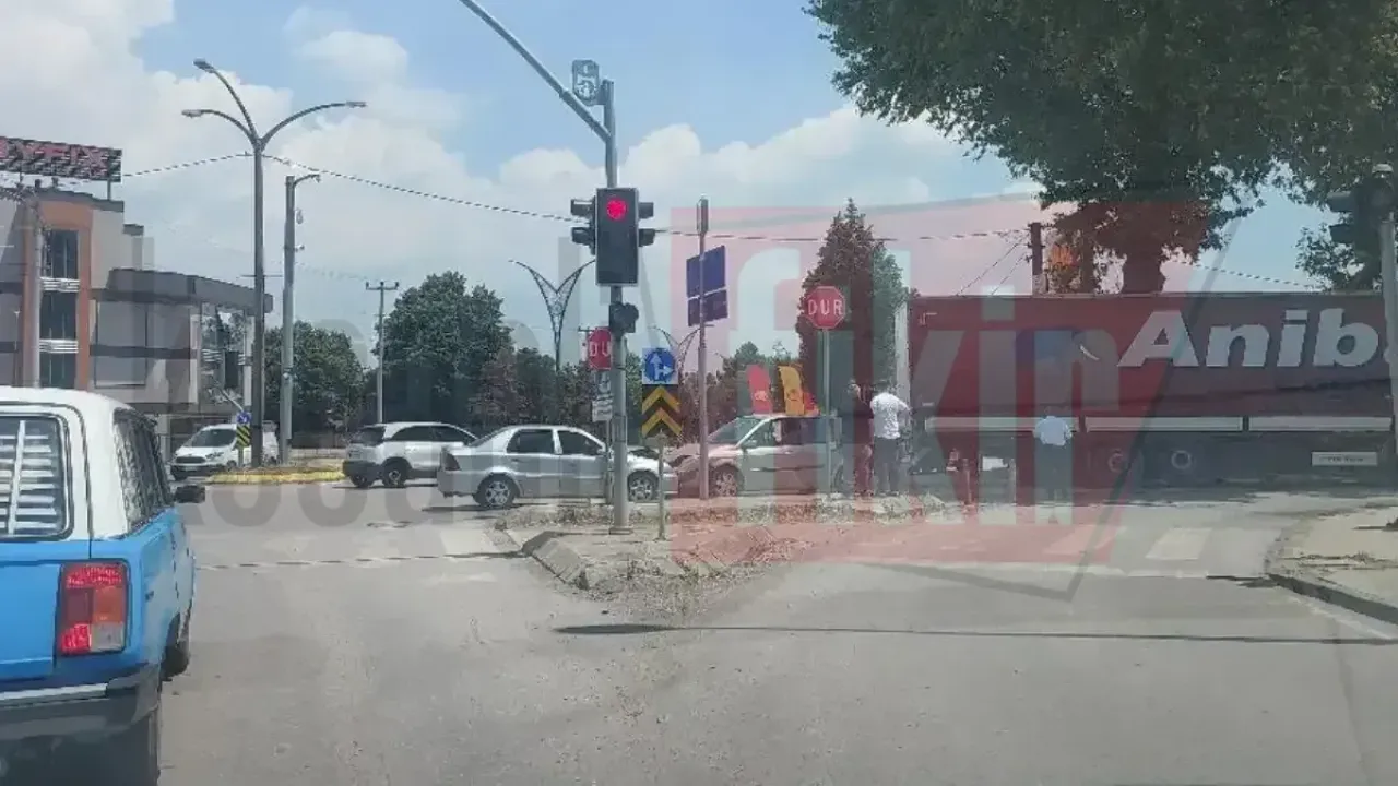Geçiş anlaşmazlığı kazayla sonuçlandı 