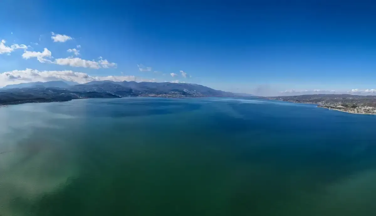 Sapanca Gölü'ne can suyu: 15 günde 800 bin metreküp su aktarıldı