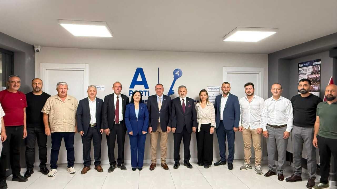 Anahtar Parti Kocaeli'de yeni görevlendirmeler açıklandı