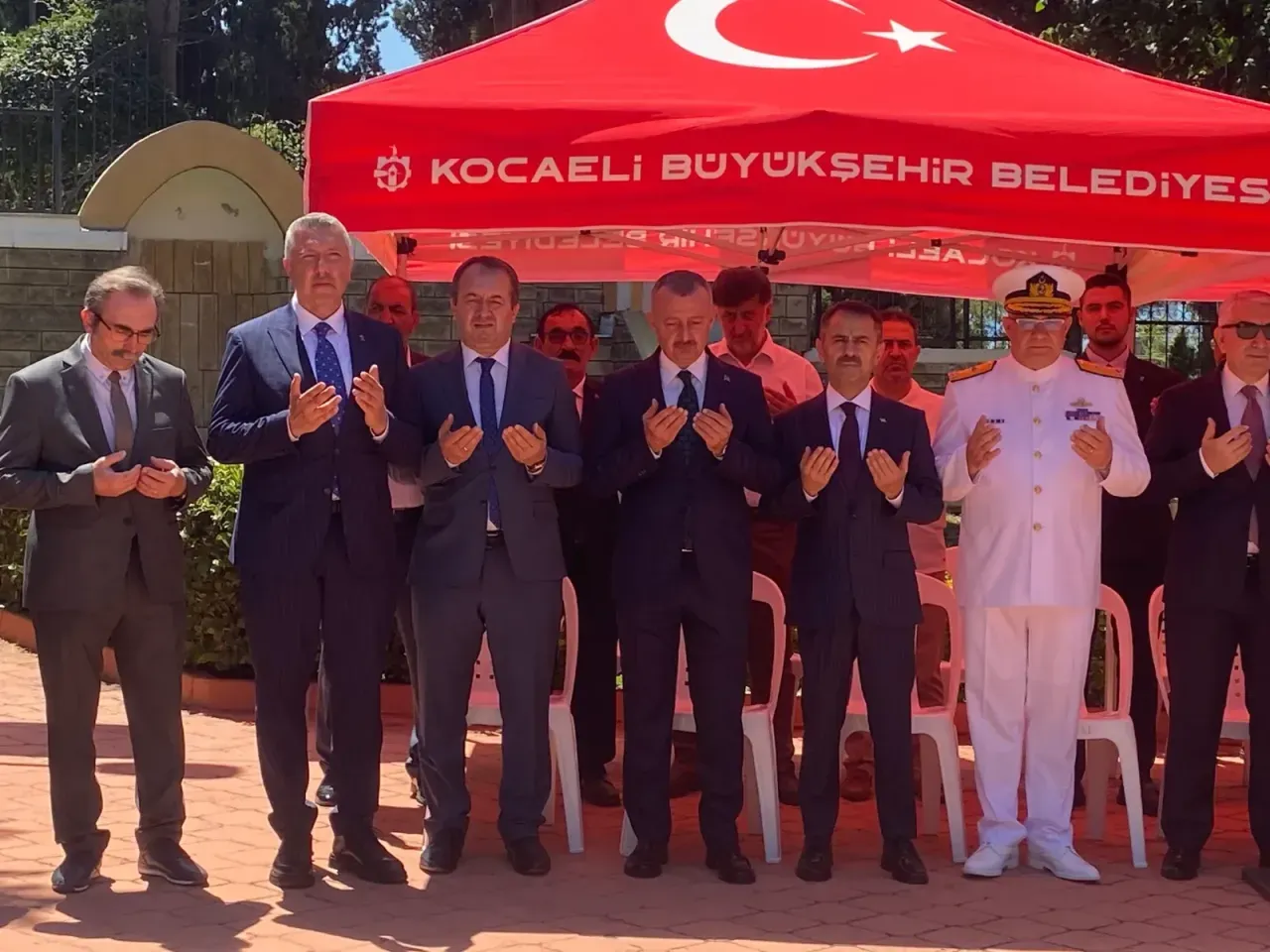 15 Temmuz Şehitleri Bağçeşme Şehitliği'nde dualarla anıldı