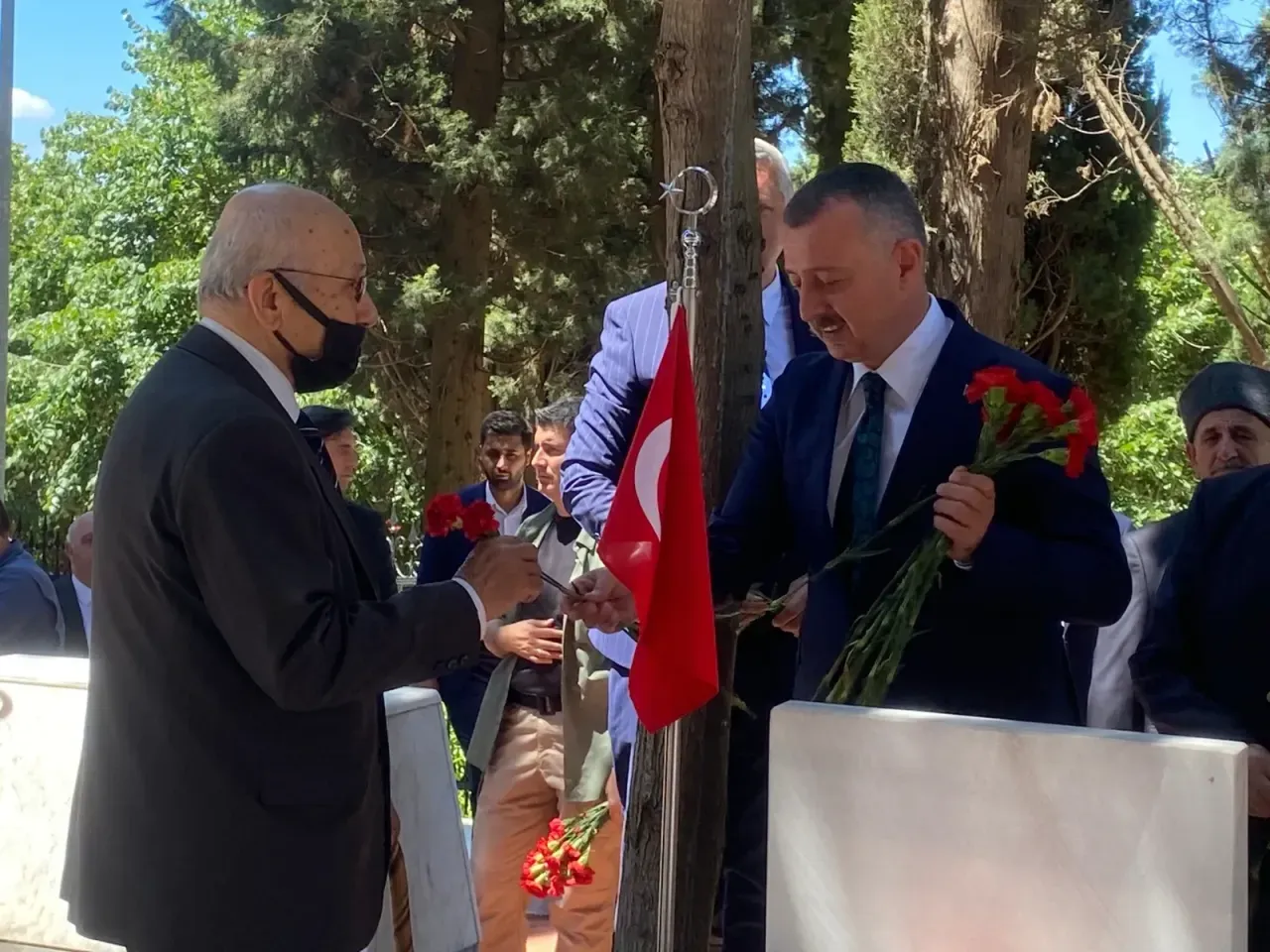 15 Temmuz Şehitleri Bağçeşme Şehitliği'nde dualarla anıldı