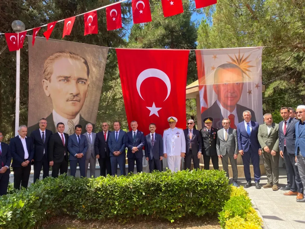 15 Temmuz Şehitleri Bağçeşme Şehitliği'nde dualarla anıldı