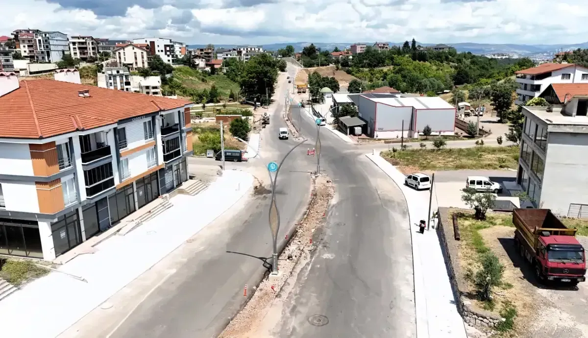 Hoca Ahmet Yesevi Caddesi baştan sona yenileniyor