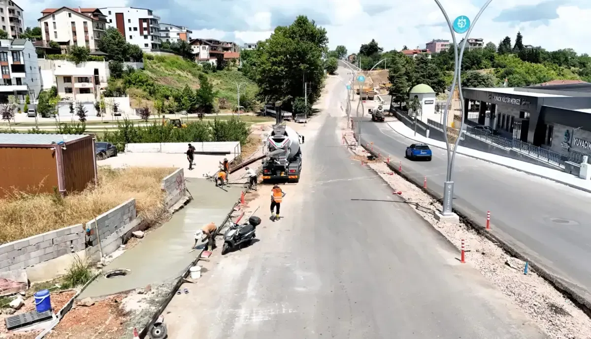 Hoca Ahmet Yesevi Caddesi baştan sona yenileniyor