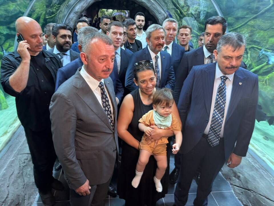 Bakan Çiftçi'nin Kocaeli mesaisi İzmit Millet Bahçesi'nde sona erdi